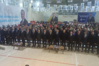 Bakan Bak, Bursa’da Yıldırım Gençlik Merkezi'nin açılışına katıldı