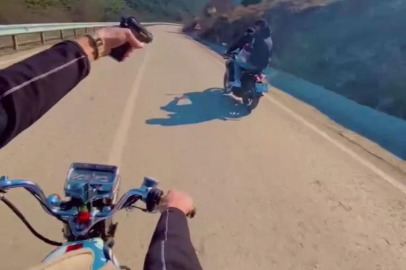 Bursa'da gençlerin kurusıkı tabanca ile yolculuğu kamerada