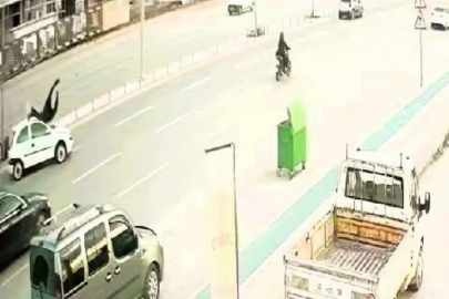 Otomobilin çarptığı yaya metrelerce savrulup feci şekilde can verdi