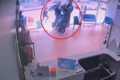 Elini gaz pedalında unuttu, dükkana daldı...