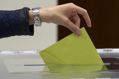 Bursa'da oy kullanımı başladı