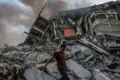 Gazze'de can kaybı 42 bin 65’e yükseldi