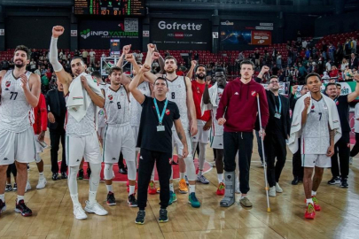 Karşıyaka Basketbol, Beşiktaş deplasmanında