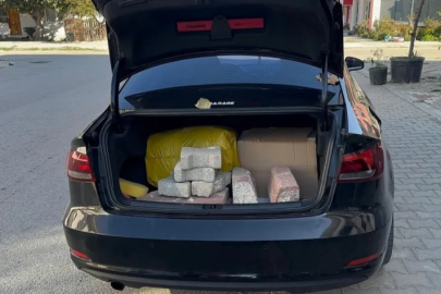 Bursa'da milyonluk aracına parke taşı yükledi: İşte sebebi