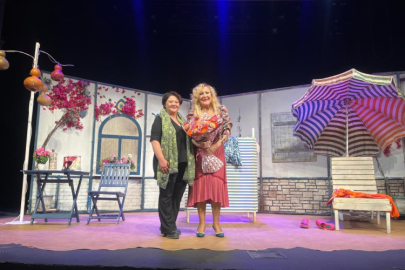 Shirley Valentine Bursa’da sahnelendi