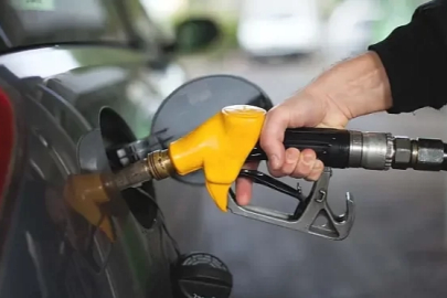 Benzinden sonra bir indirim de motorine