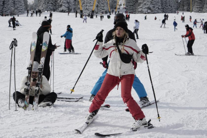 Uludağ'da sezon açıldı, kayak ücretleri belli oldu