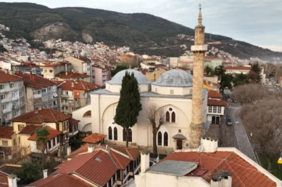 Bursa'da Şehadet Camii'nde çökme tehlikesi