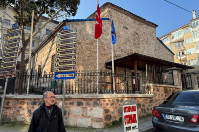 700 yıllık medresenin içerisine yapılan tuvalet ve mutfak isyan ettirdi