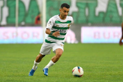 Bursaspor, Yiğitali Bayrak’a veda etti