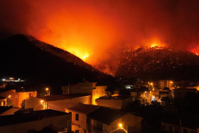 Bursa'da yangının havadan görüntüsü yürekleri dağladı