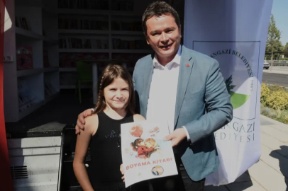 Osmangazi’de gezici kütüphane ile çocuklar kitapla buluşuyor