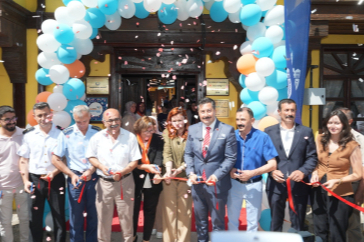 Yenişehir'de 200 yıllık sarı köşk, kadın dayanışmasının simgesi oldu