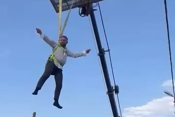 Bursa'da damadı vinçte sallandırdılar