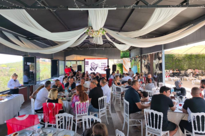 Gemlik Beşiktaşlılar Derneği üyeleri kahvaltıda buluştu