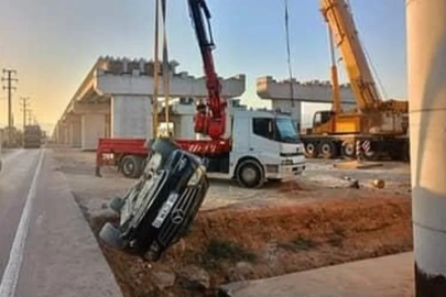 İnegöl’de feci kaza: Otomobil inşaata düştü, 4 kişi yaralandı