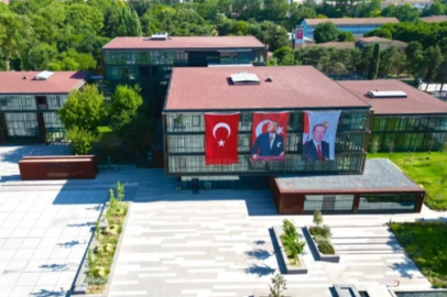 İnegöl Belediyesi’nden 1500 öğrenciye kırtasiye desteği