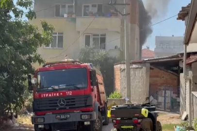 Bursa'da yangında mahsur kalan yaşlı kadın kurtarıldı