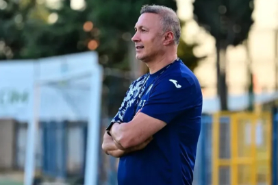 Karacabey Belediyespor’da Ahmet Taşyürek dönemi sona erdi