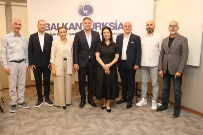 BALKANTÜRKSİAD üyelerine ekonomi ve risk yönetimi eğitimi