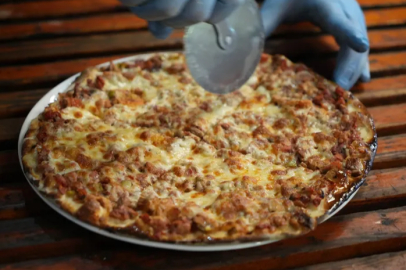 Bursa’nın yeni lezzet trendi: Pizza usulü 'Değirmen Pide'
