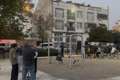 Bursa'da parkta oyun oynayan çocuğa yorgun mermi isabet etti