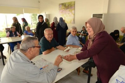 Nilüferli kadınlardan huzurevinde sıcak buluşma