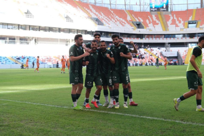 Bursaspor, Adanaspor’u 6-0 mağlup etti