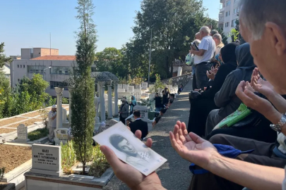 'Sanat Güneşi' vefatının 29'uncu yılında mezarı başında anıldı