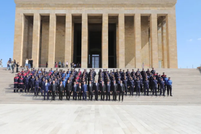 Bursa İtfaiyesi'nden Anıtkabir'e ziyaret