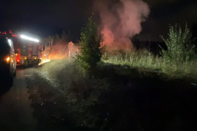 İnegöl’de tarlada yangın: 2 baraka kül oldu