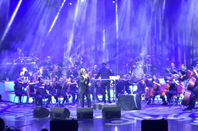 63. Uluslararası Bursa Festivali’nde Fettah Can rüzgarı