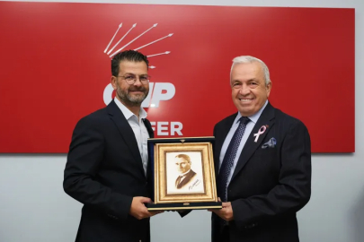 Şadi Özdemir’den Özgür Şahin’e tebrik ziyareti