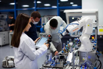 Online programla 70 bin öğrenciye uzay eğitimi