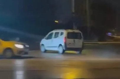Bursa’da ters yola girdi, ışıklara çarpıp kaçtı