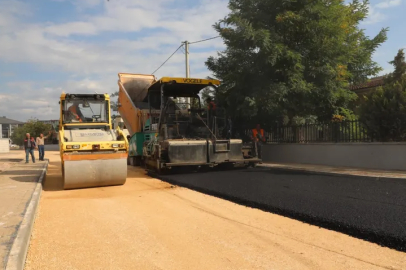 İnegöl’de 800 metrelik asfalt çalışması başladı