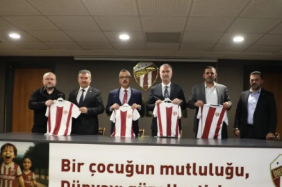İnegölspor’dan 60 bin öğrenciye forma ve eşofman desteği