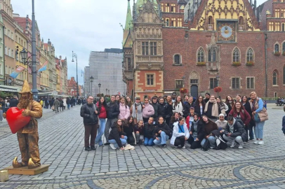 Nilüfer'den kız çocuklarına uluslararası eşitlik deneyimi