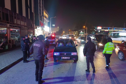 Bursa'da 3 saatte aranan 121 şahıs yakalandı