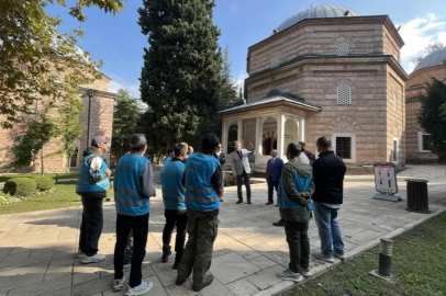 Denetimli serbestlik yükümlüleri, Muradiye Külliyesi'nde