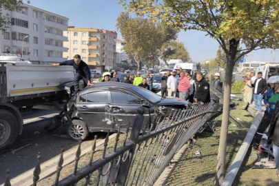Bursa'da makas atarken ortalığı birbirine kattı