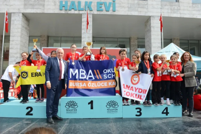 Bursa'da dereceye girenler ödüllendirildi