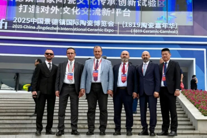 İznik ve Çin kardeşliği seramikte buluştu