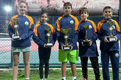 Osmangazi’nin genç raketleri Cumhuriyet Kupası’nda parladı