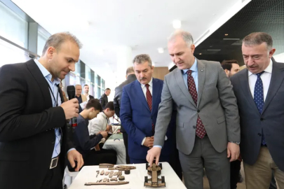 İnegöllü öğrenciler bilim şenliğinde buluştu