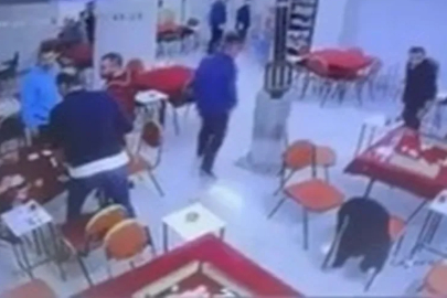 Deprem anında okey heyecanı: Kimi kaçtı, kimi masayı bırakmadı!