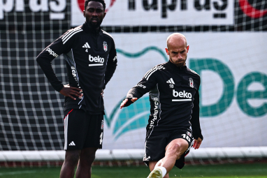 Beşiktaş, kondisyon ve taktik çalıştı