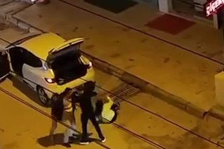 Bursa’da tartıştığı kadını yerde sürükledi: O anlar kamerada