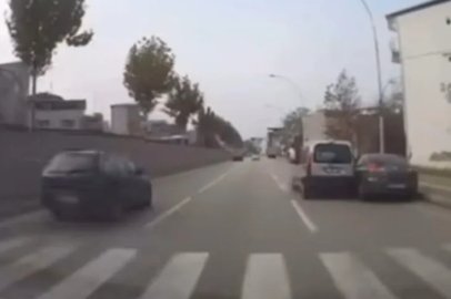 Bursa'da kazalar araç kamerasına yansıdı