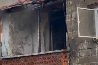 İznik'te iki katlı evde yangın paniği mahalleyi sardı